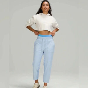 Lululemon Beyond the Studio Blue Linen size 8